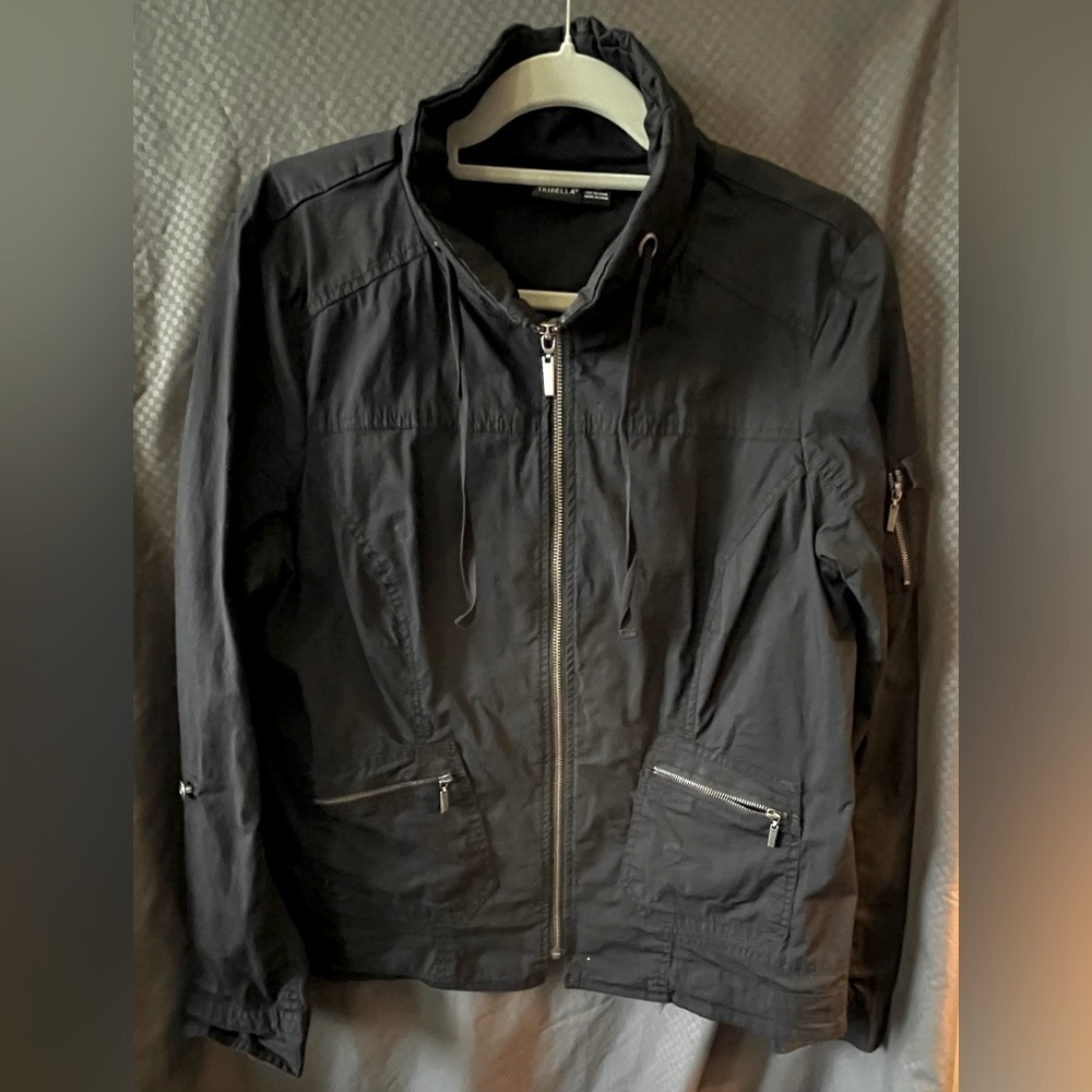 Tribella Women’s Black Lightweight Zippered Utility Jacket w/Pockets; Size 12
